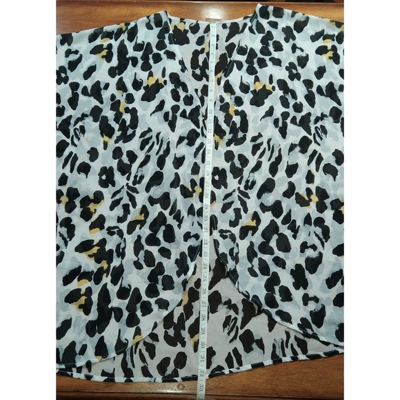 Animal Print Kimono. Size XXL. Plus Size. Comfy. Cover up. - Picture 3 of 6